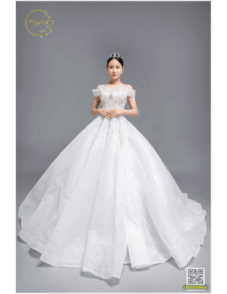 QUEEN Collection - Hoàng gia trong từng đường nét ...